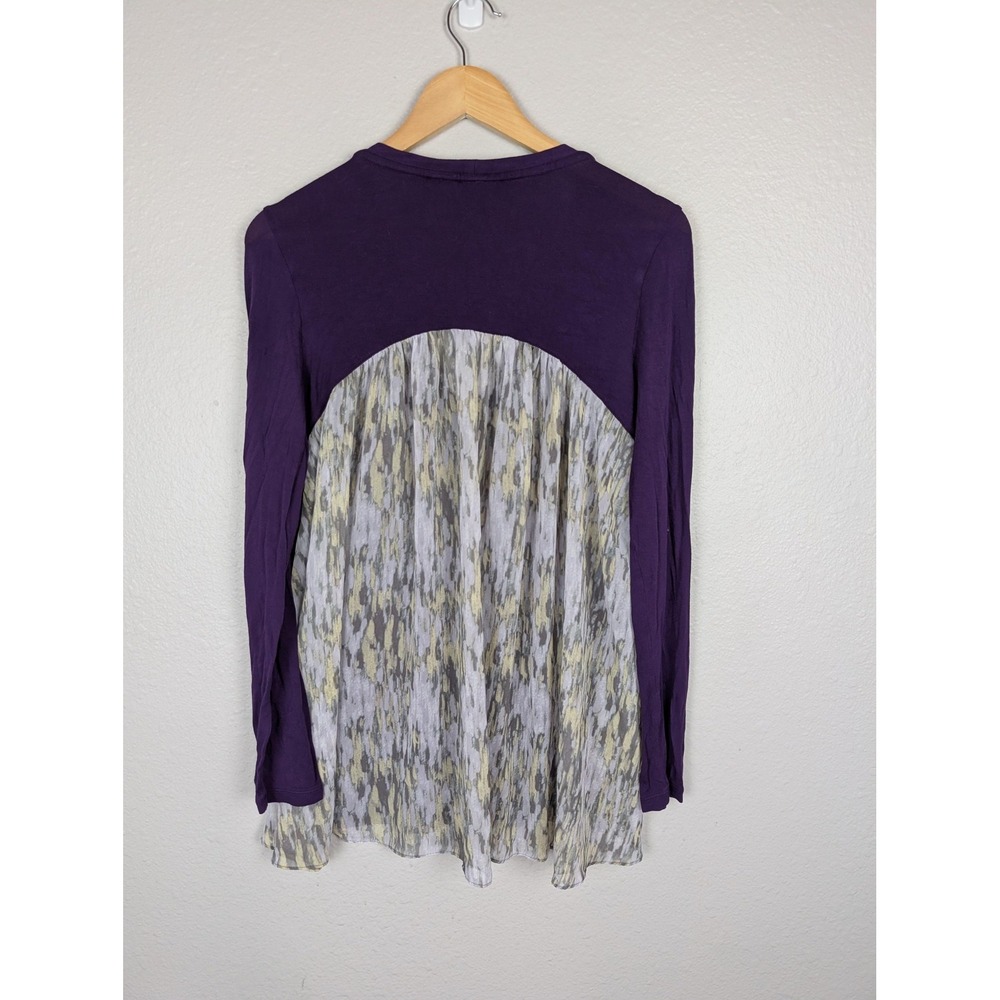 LOGO by Lori Goldstein Cardigan Womens Small Purple‎ Chiffon Back Button Front - Picture 2 of 6